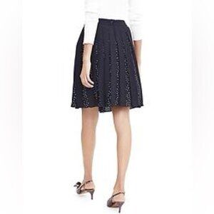 Elie Tahari 100% Silk Floral Eyelet Skirt (c)